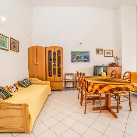 Fuer 4 Personen Ca 65 Qm In Vintijan, Istrien Istrische Riviera Apartment *